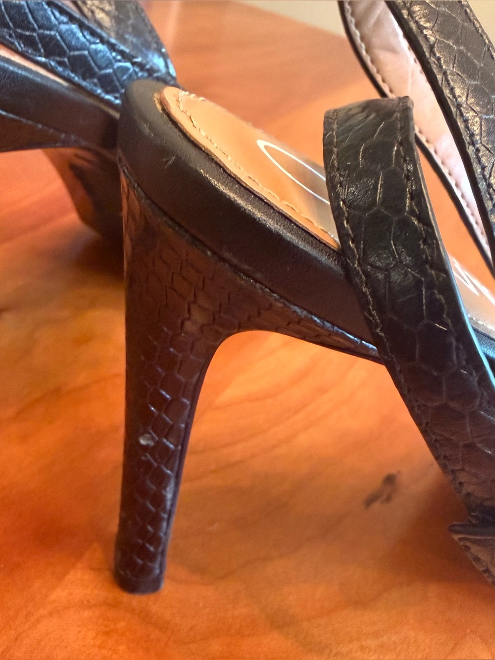 Calvin Klein Raffaela Pumps - Picture 5 of 12